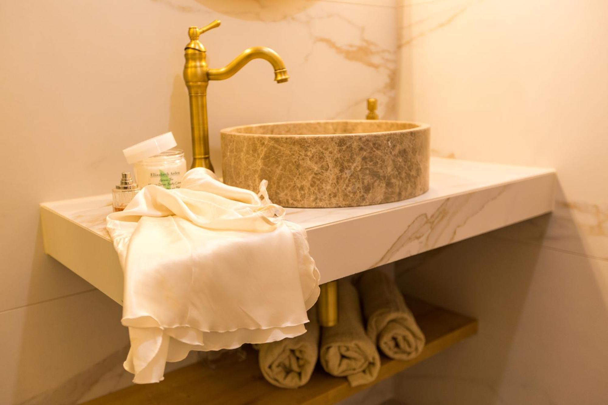 Back In Time Luxury Dubrovnik 2 Apartment Room photo