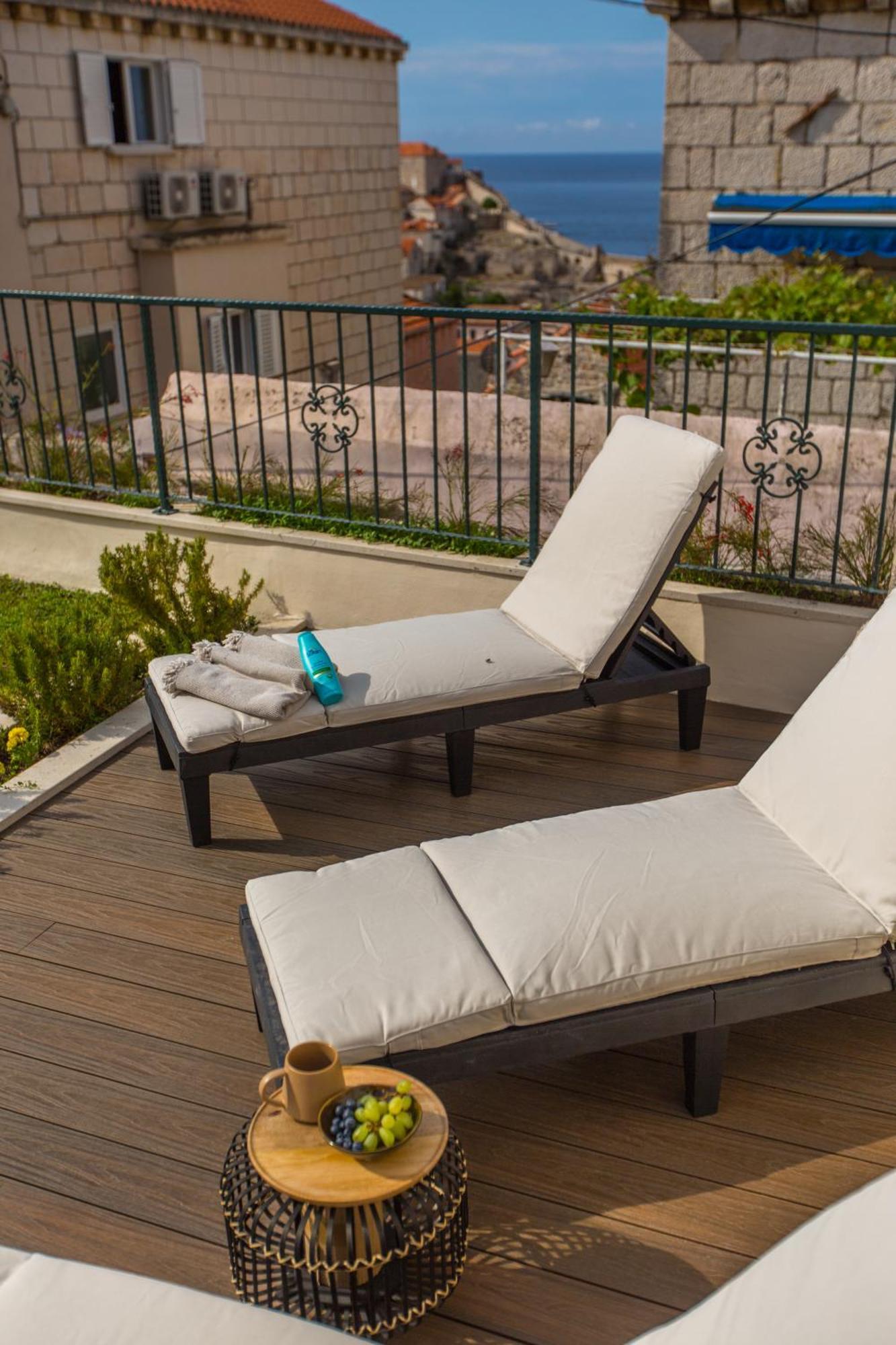 Back In Time Luxury Dubrovnik 2 Apartment Exterior photo